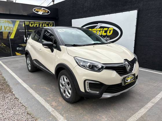 RENAULT CAPTUR 1.6 16V SCE FLEX ZEN X-TRONIC RENAULT CAPTUR 1.6 16V SCE FLEX ZEN X-TRONIC